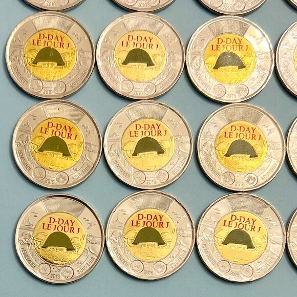 Canada 2019 Uncirculated Coloured 75th Anniversary D-Day Roll of 25 x $2 Toonies - Picture 5 of 16